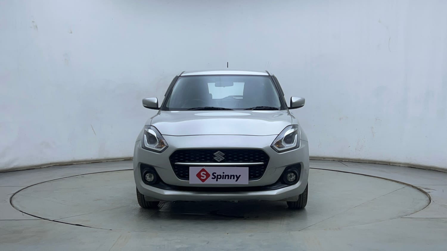 Used 2023 Maruti Suzuki Swift ZXi Plus AMT Petrol Automatic exterior FRONT VIEW