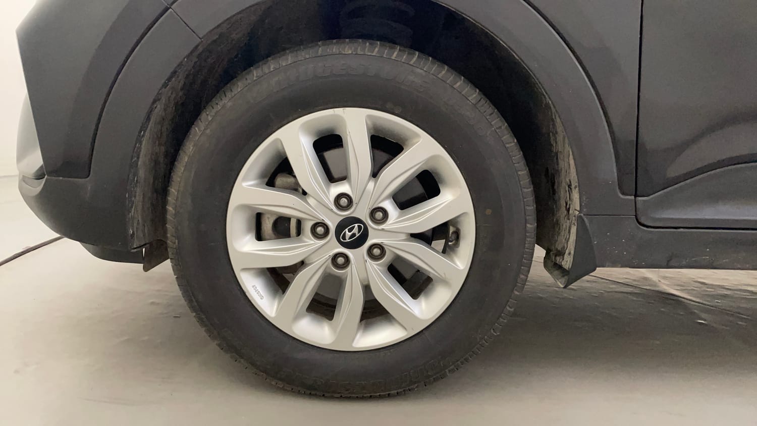 Used 2020 Hyundai Creta SX 1.6 Petrol Petrol Manual tyres LEFT FRONT TYRE RIM VIEW