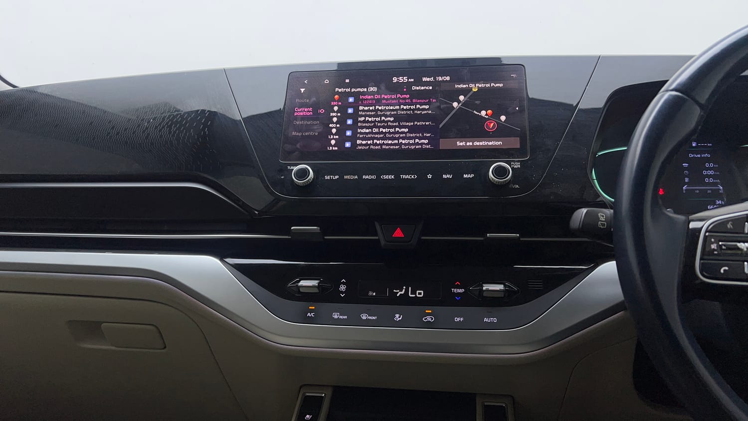 Used 2022 Kia Carens Luxury Plus 1.5 Diesel AT 7 STR Diesel Automatic interior MUSIC SYSTEM & AC CONTROL VIEW