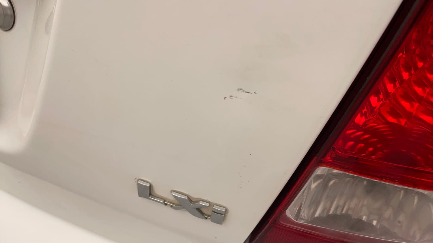Used 2013 Maruti Suzuki Wagon R LXI Petrol Manual dents MINOR DENT