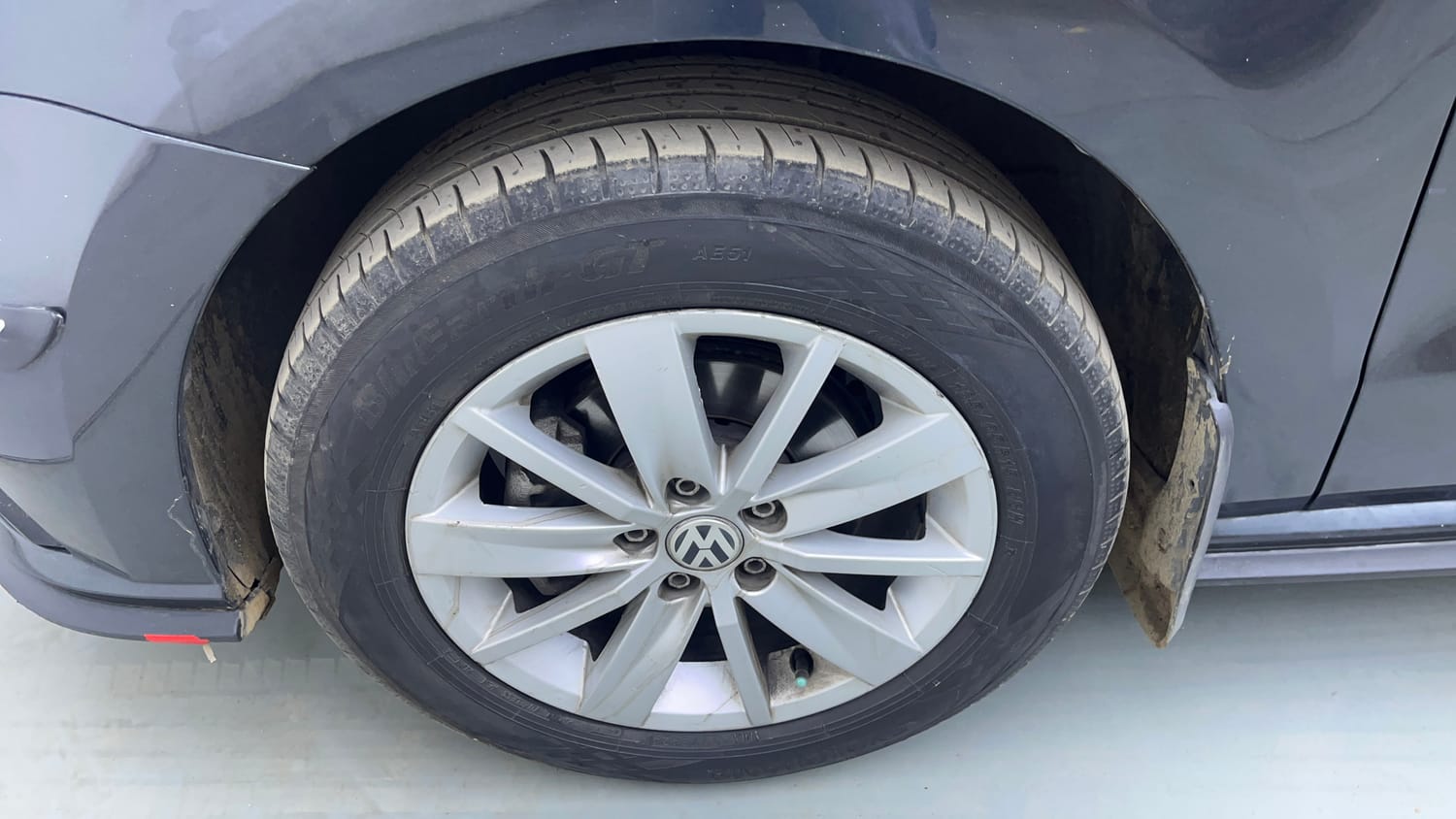 Used 2021 Volkswagen Polo Trendline 1.0L MPI Petrol Manual tyres LEFT FRONT TYRE RIM VIEW