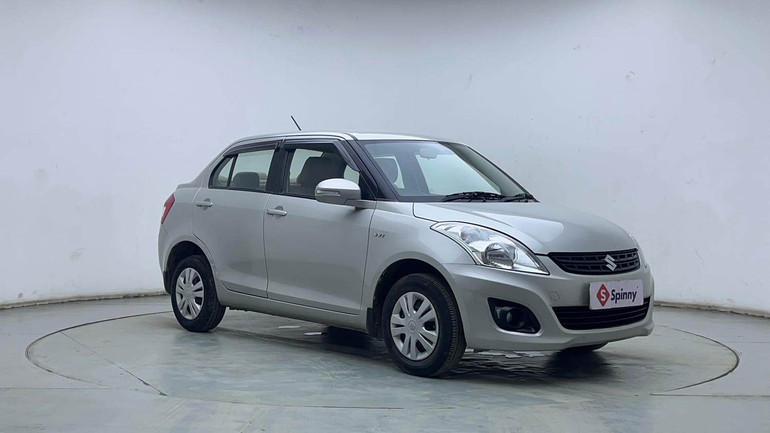 Used 2014 Maruti Suzuki Swift Dzire VXI Petrol Manual exterior RIGHT FRONT CORNER VIEW