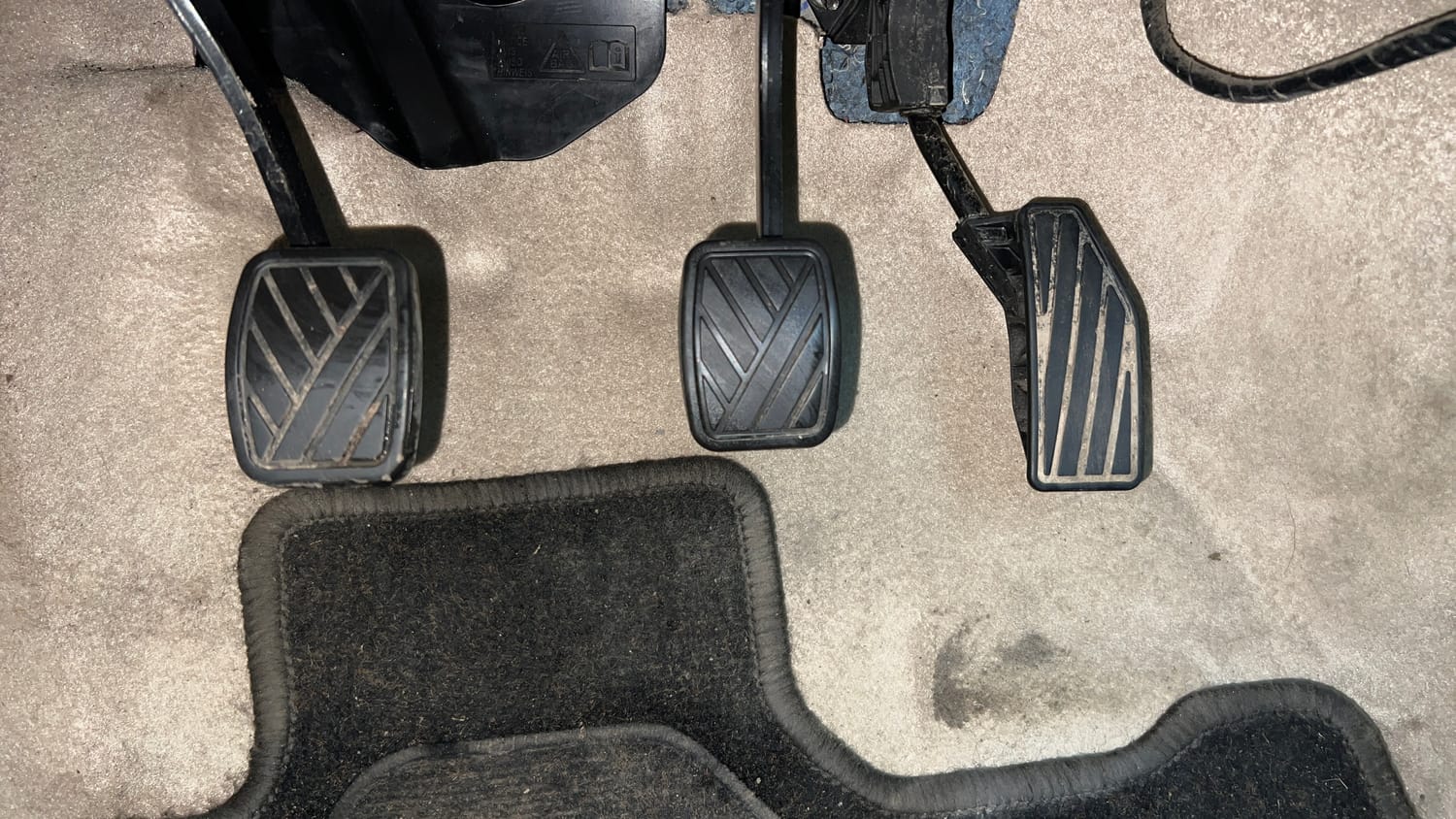 Used 2022 Maruti Suzuki Dzire LXi Petrol Manual interior PEDALS VIEW
