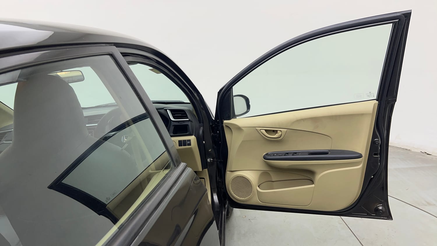 Used 2017 Honda Amaze 1.2 S i-VTEC Petrol Manual interior RIGHT FRONT DOOR OPEN VIEW