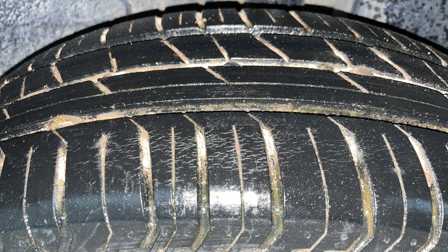 Used 2021 Tata Punch Pure MT Petrol Manual tyres LEFT REAR TYRE TREAD VIEW
