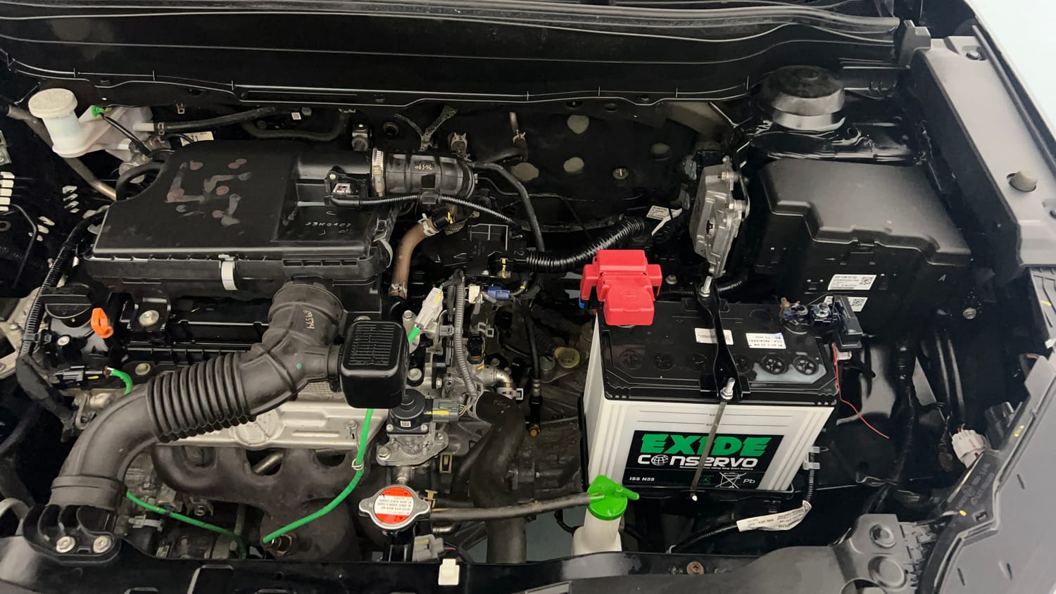 Used 2023 Maruti Suzuki Grand Vitara Zeta Smart Hybrid Petrol Manual engine ENGINE LEFT SIDE VIEW