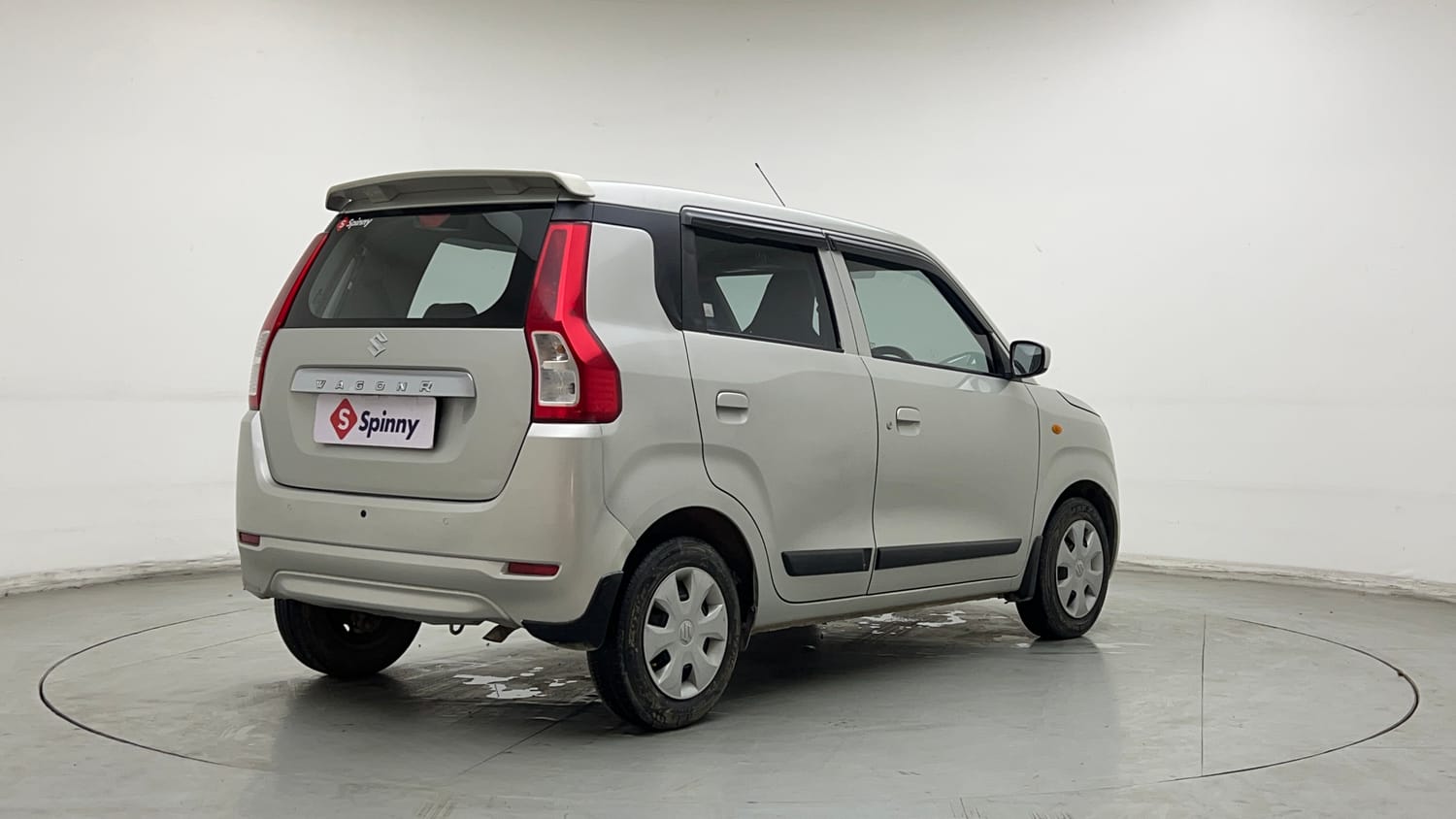 Used 2022 Maruti Suzuki Wagon R 1.0 VXi (O) 1.0 Petrol Manual exterior RIGHT REAR CORNER VIEW