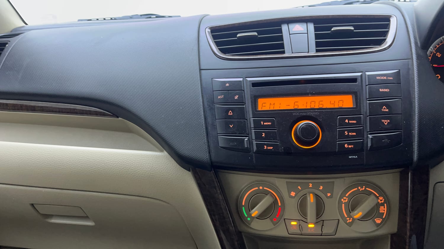 Used 2014 Maruti Suzuki Swift Dzire VXI Petrol Manual interior MUSIC SYSTEM & AC CONTROL VIEW