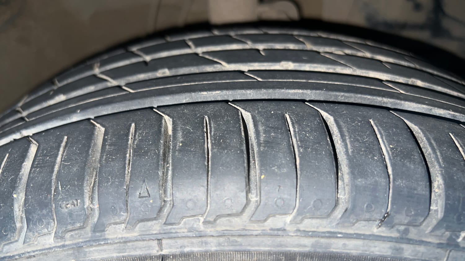 Used 2021 Honda City ZX CVT Petrol Petrol Automatic tyres RIGHT FRONT TYRE TREAD VIEW