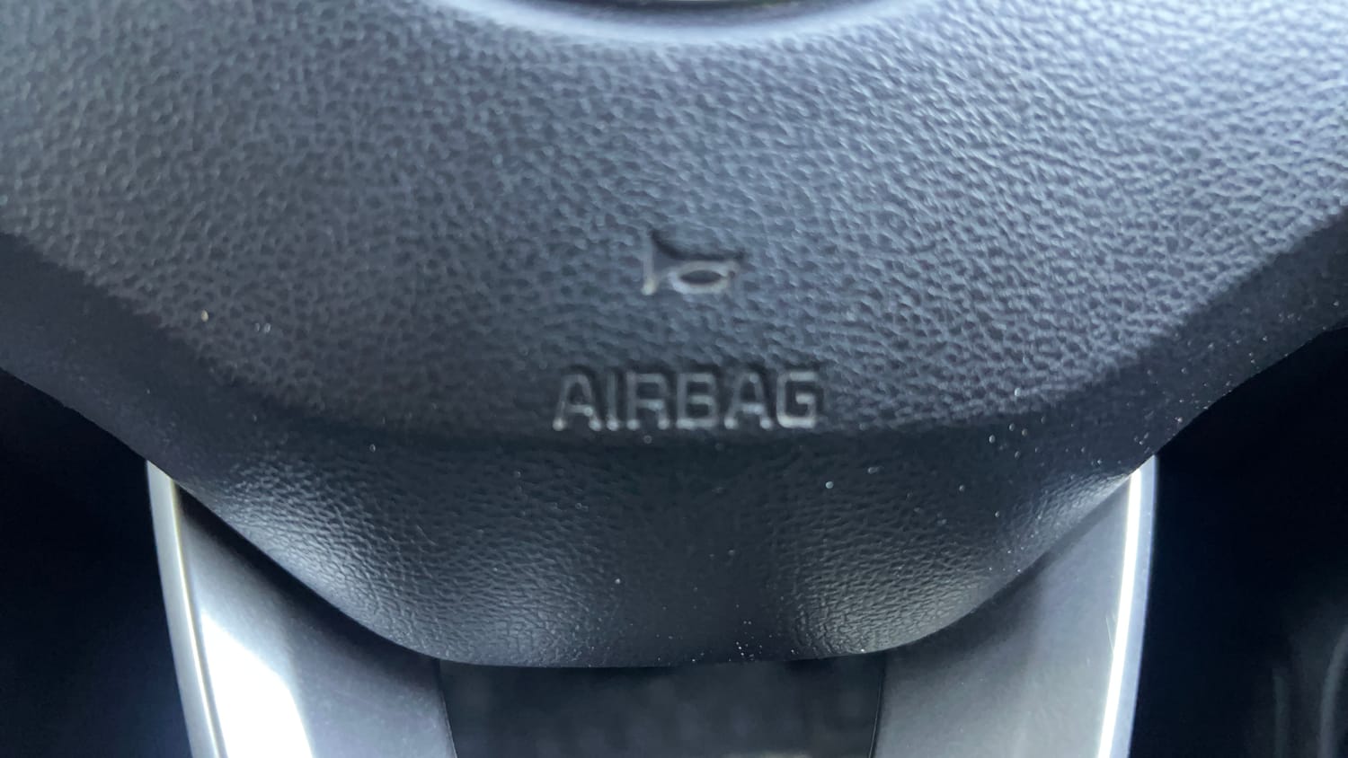 Used 2019 Hyundai Venue SX Plus 1.0 Turbo DCT Petrol Automatic top_features Airbags