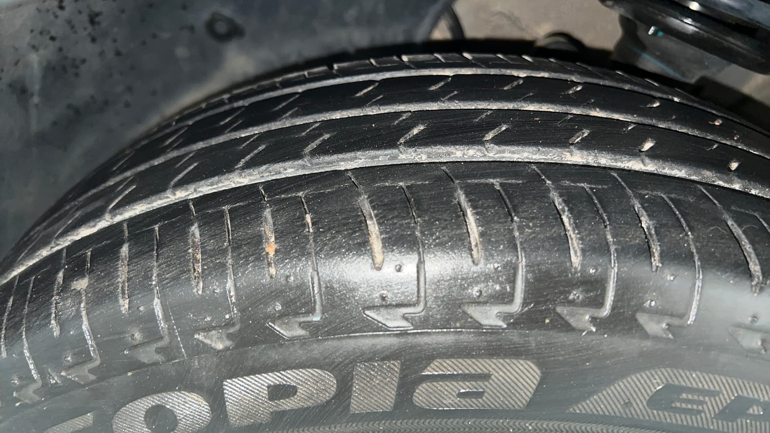 Used 2022 Maruti Suzuki Ignis Zeta 1.2 MT Petrol Manual tyres LEFT FRONT TYRE TREAD VIEW