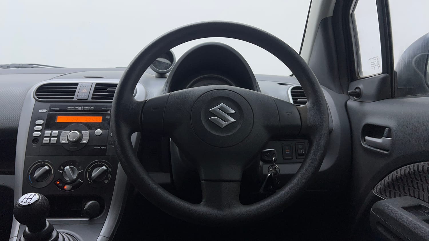 Used 2015 Maruti Suzuki Ritz Vxi BS-IV Petrol Manual interior STEERING VIEW