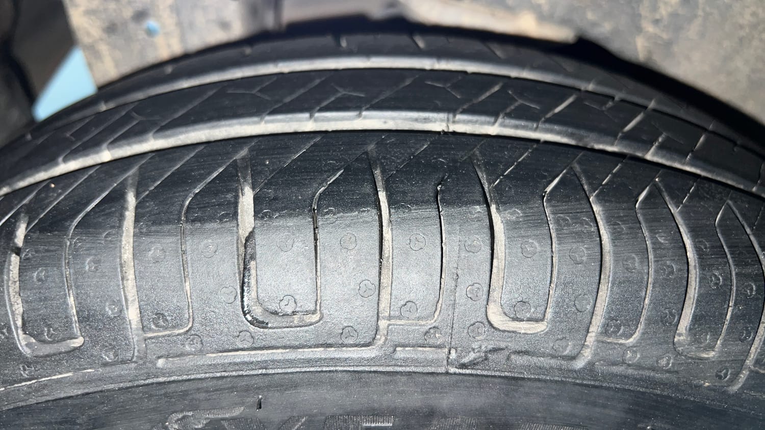 Used 2013 Maruti Suzuki A-Star ZXI Petrol Manual tyres RIGHT REAR TYRE TREAD VIEW