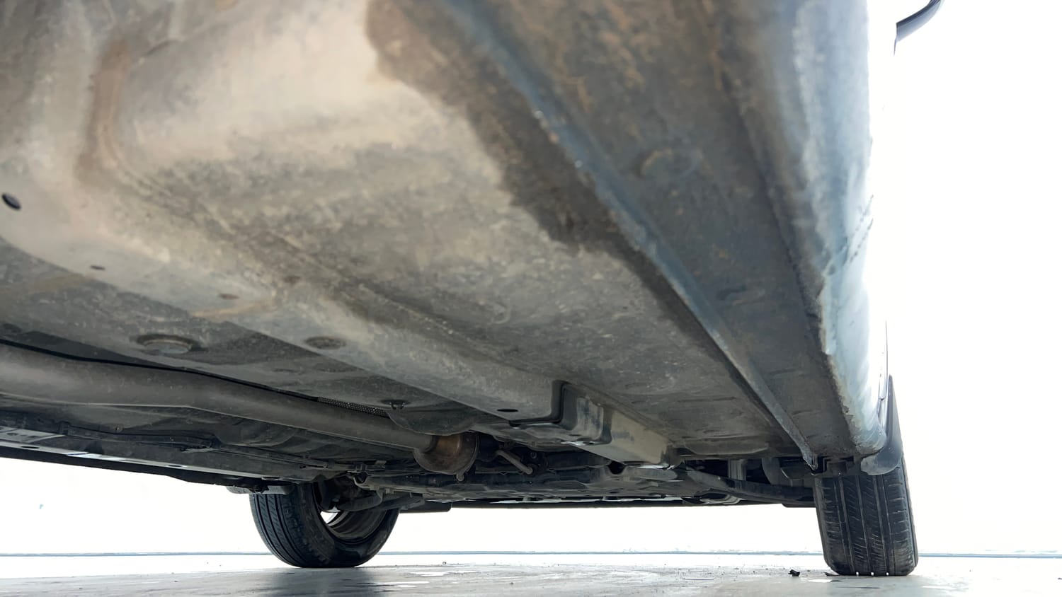 Used 2023 Hyundai Grand i10 Nios Sportz 1.2 Kappa VTVT Petrol Manual extra REAR RIGHT UNDERBODY VIEW