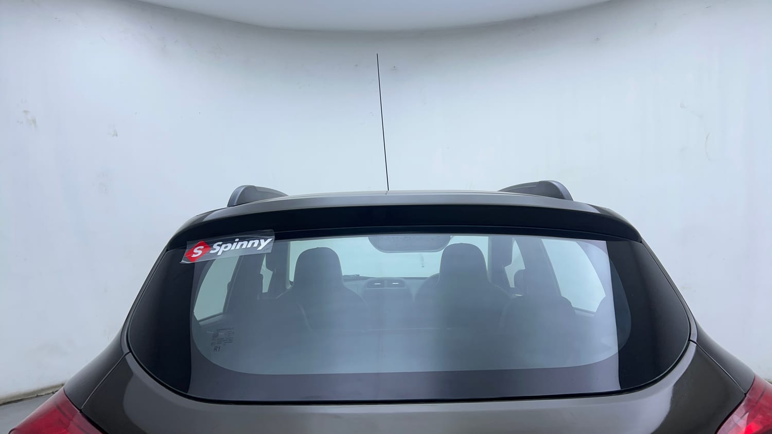 Used 2017 Renault Kwid RXL Petrol Manual exterior BACK WINDSHIELD VIEW