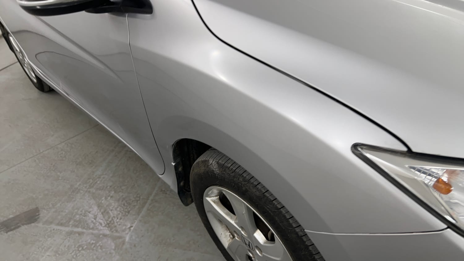 Used 2016 Honda City V Petrol Manual dents MINOR DENT