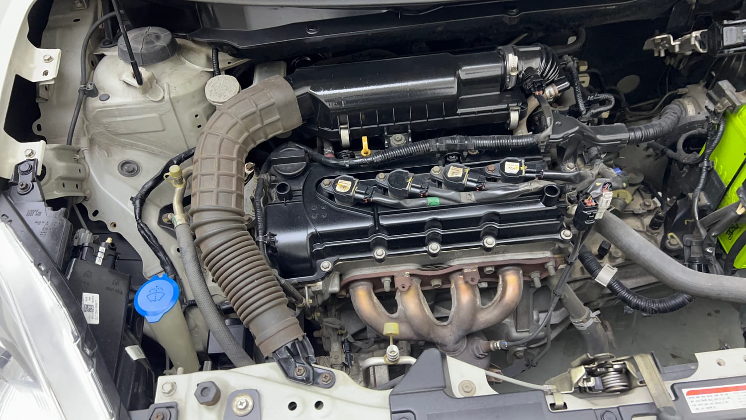 Used 2017 Maruti Suzuki Dzire VXi Petrol Manual engine ENGINE RIGHT SIDE VIEW