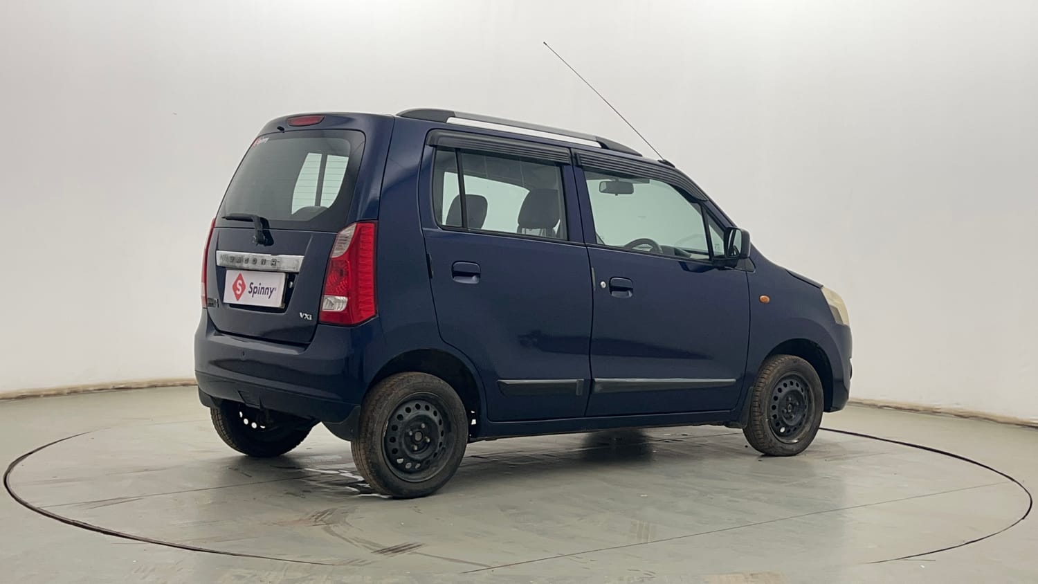 Used 2018 Maruti Suzuki Wagon R 1.0 VXI AMT Petrol Automatic exterior RIGHT REAR CORNER VIEW