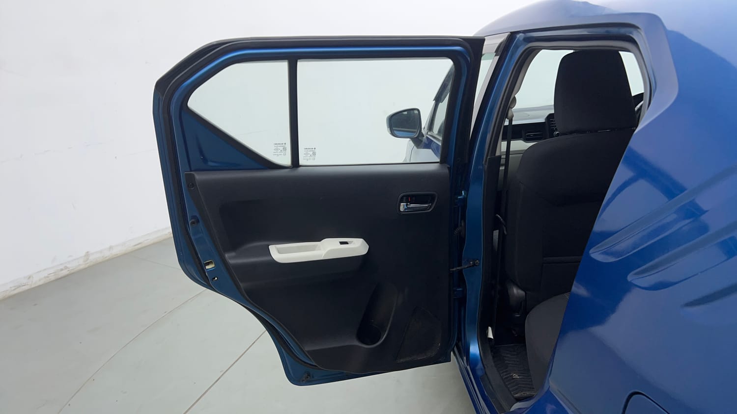 Used 2019 Maruti Suzuki Ignis Delta 1.2 MT Petrol Manual interior LEFT REAR DOOR OPEN VIEW