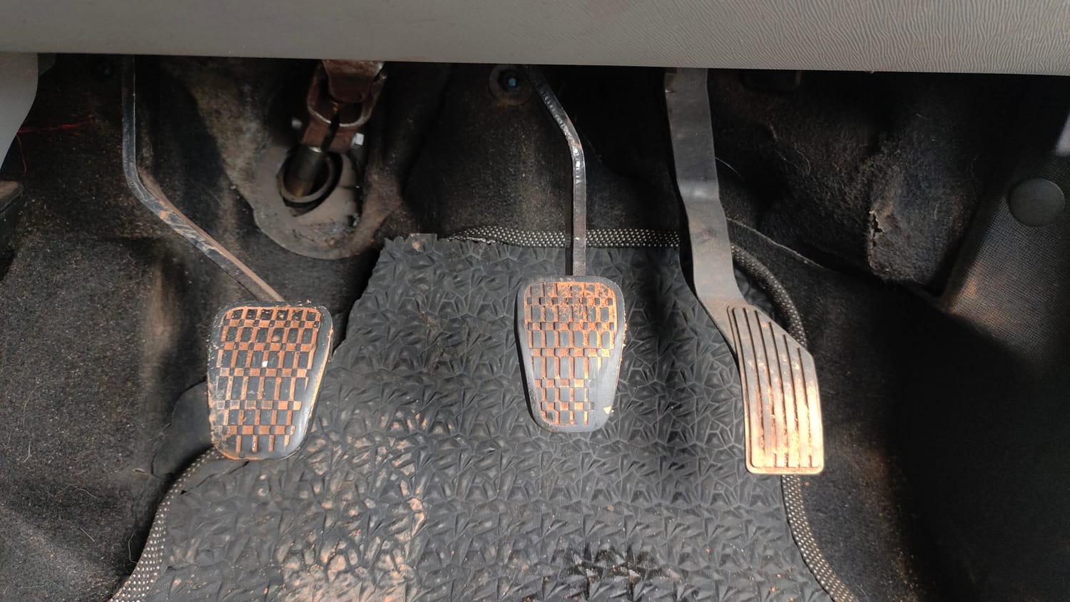 Used 2017 Tata Nexon XZ Plus Diesel Diesel Manual interior PEDALS VIEW