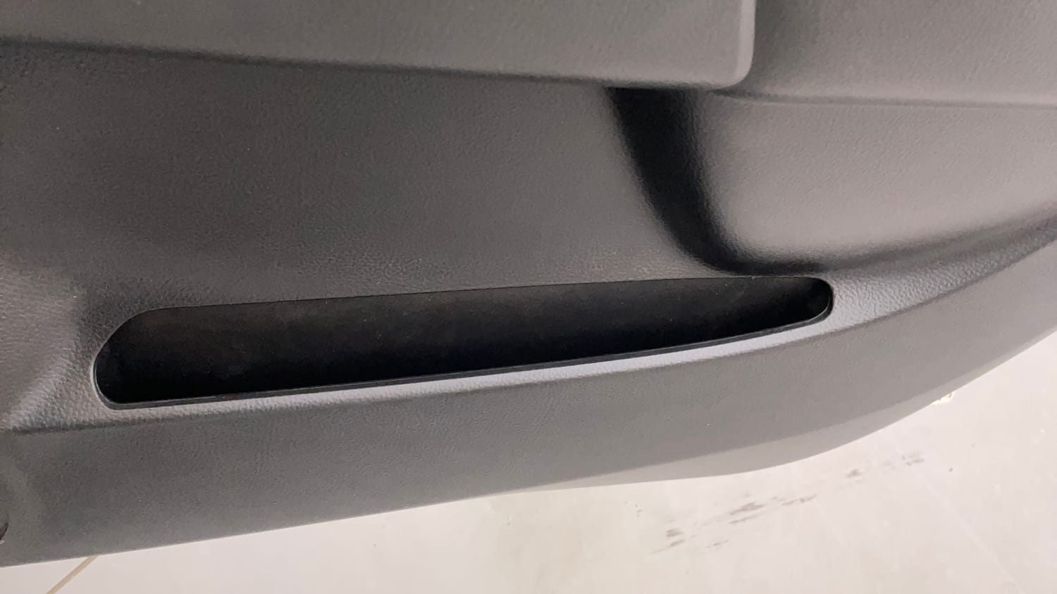 Used 2013 Maruti Suzuki Wagon R LXI Petrol Manual top_features Door pockets