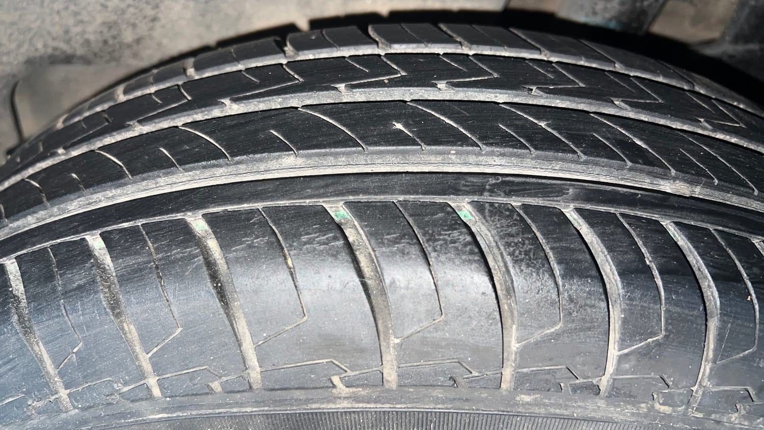 Used 2022 Maruti Suzuki Dzire LXi Petrol Manual tyres LEFT REAR TYRE TREAD VIEW