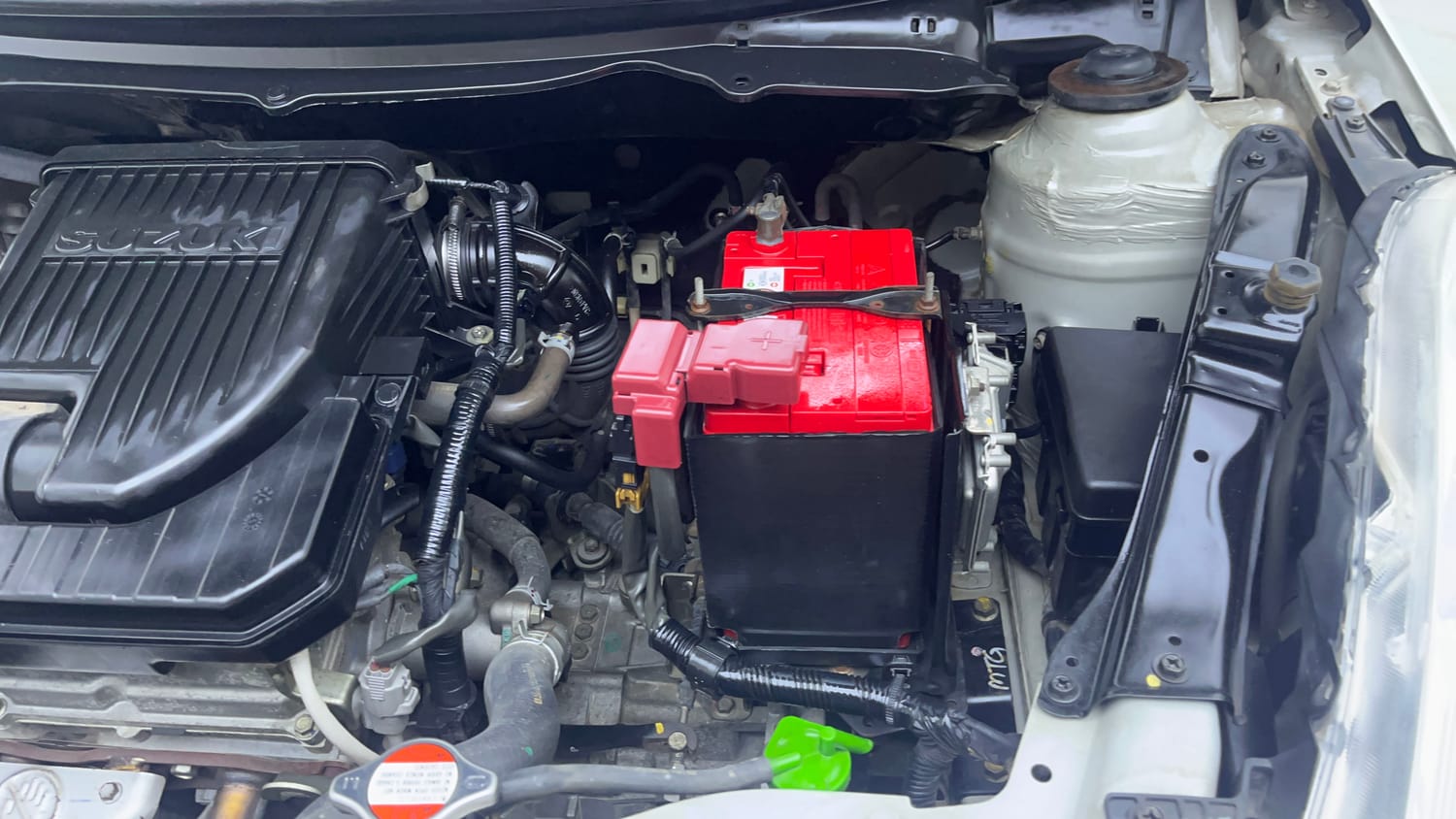Used 2014 Maruti Suzuki Swift Dzire VXI Petrol Manual engine ENGINE LEFT SIDE VIEW