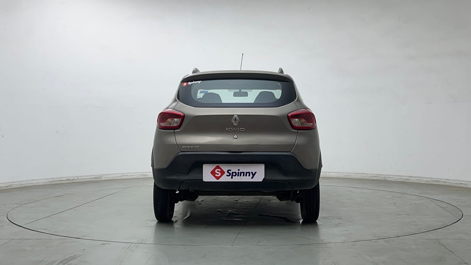 Used 2017 Renault Kwid 1.0 RXL AMT Petrol Automatic exterior BACK VIEW