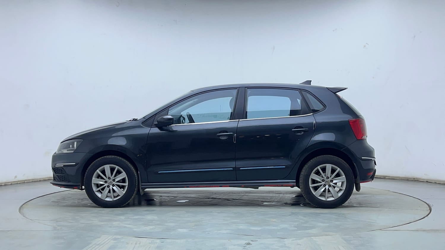 Used 2021 Volkswagen Polo Trendline 1.0L MPI Petrol Manual exterior LEFT SIDE VIEW