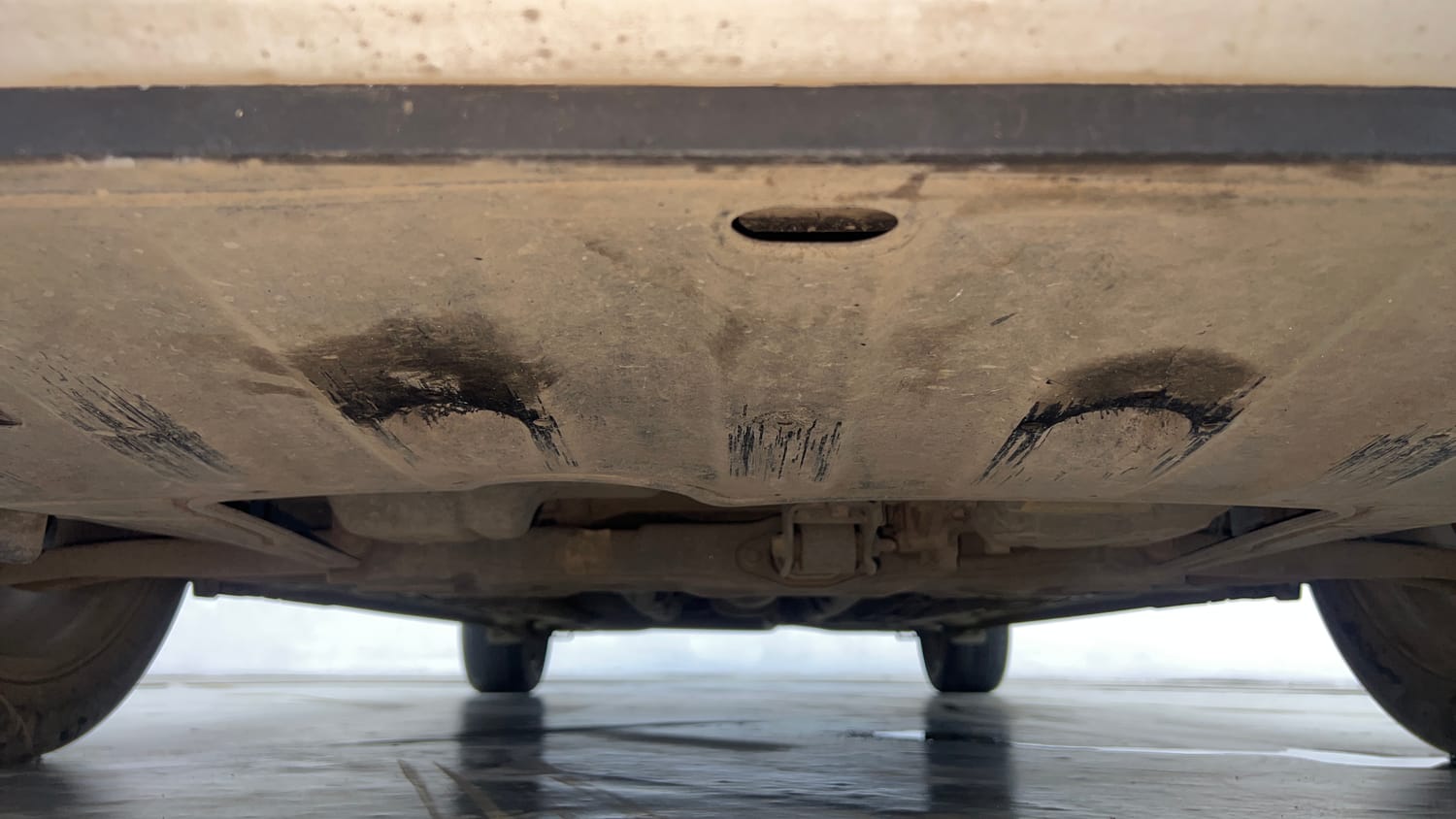 Used 2023 Hyundai Verna SX (O) 1.5 Petrol IVT Petrol Automatic extra FRONT LEFT UNDERBODY VIEW
