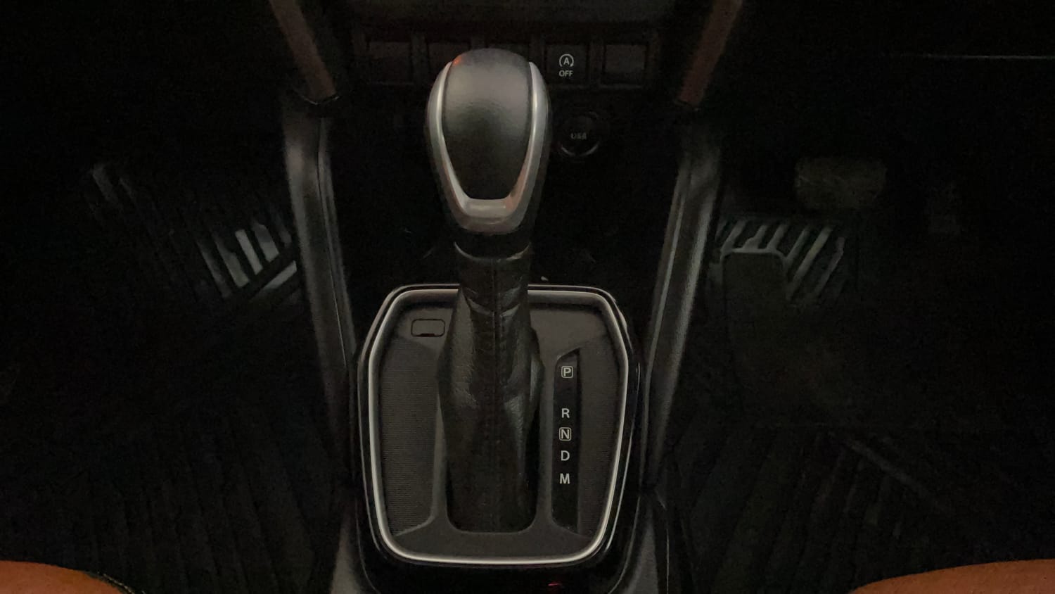 Used 2025 Toyota Urban Cruiser Hyryder G (O) AT NeoDrive Petrol Automatic interior GEAR  KNOB VIEW