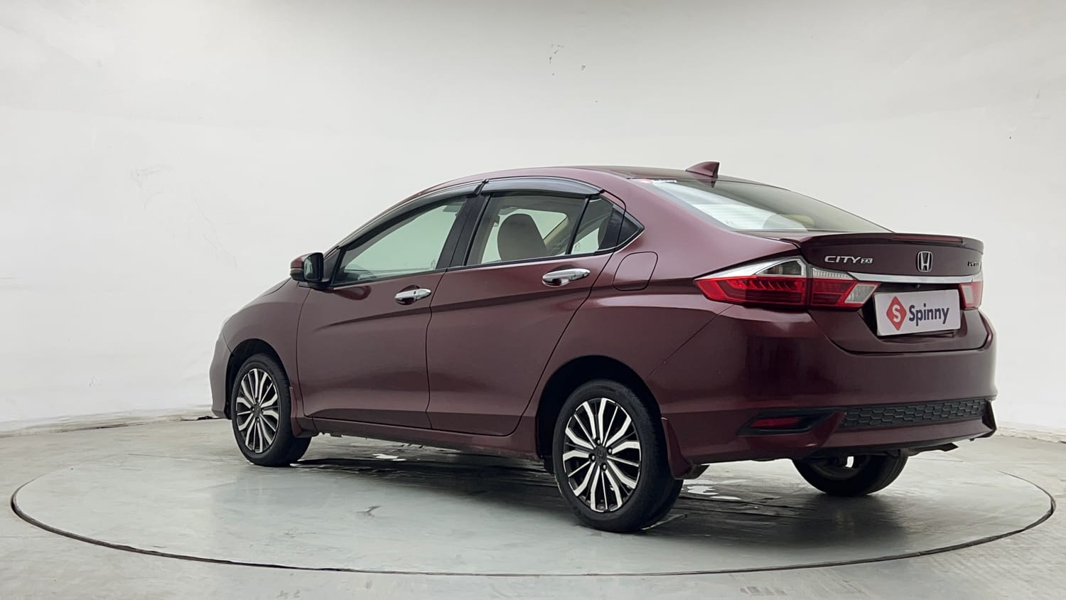 Used 2017 Honda City ZX CVT Petrol Petrol Automatic exterior LEFT REAR CORNER VIEW