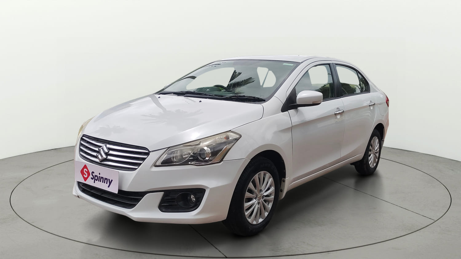 Used 2018 Maruti Suzuki Ciaz Zeta 1.4 MT Petrol Manual exterior LEFT FRONT CORNER VIEW