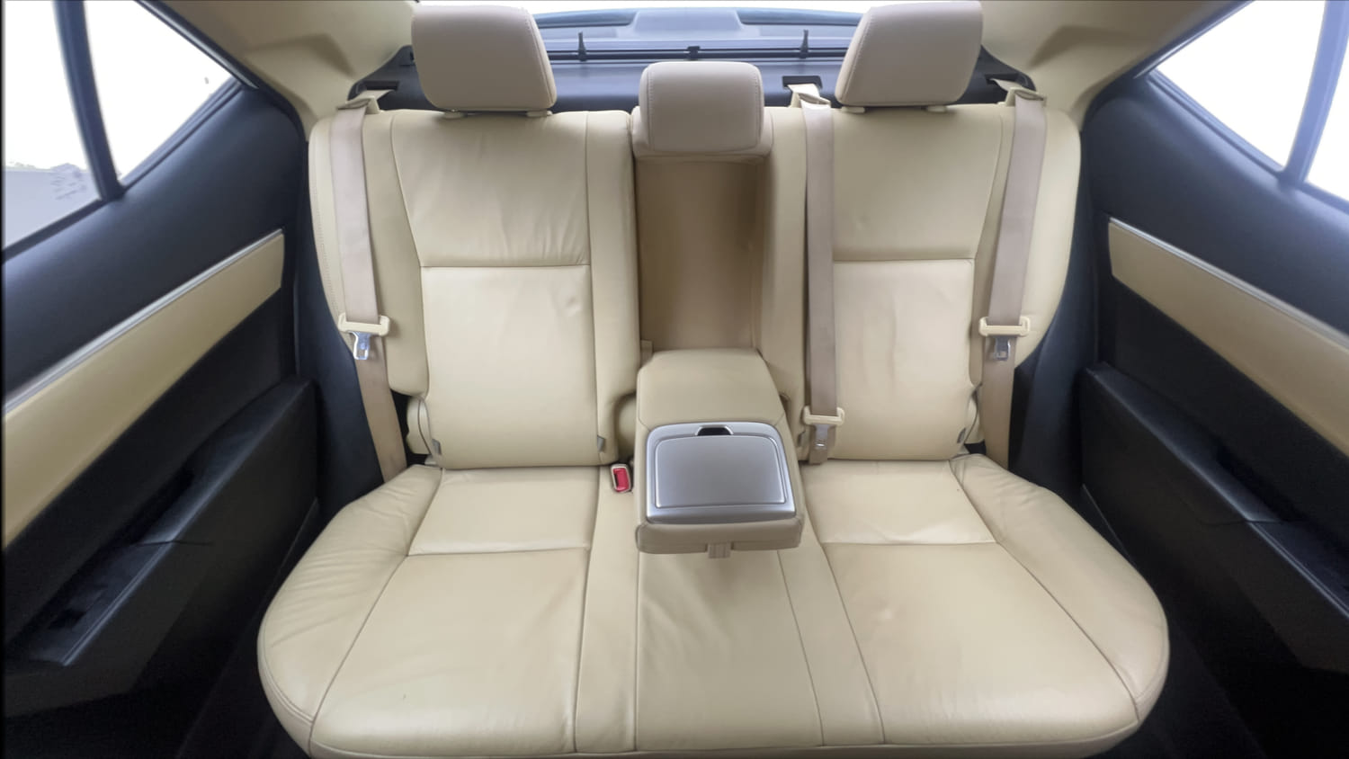 Used 2019 Toyota Corolla Altis GL Petrol Petrol Manual interior REAR SEAT CONDITION VIEW