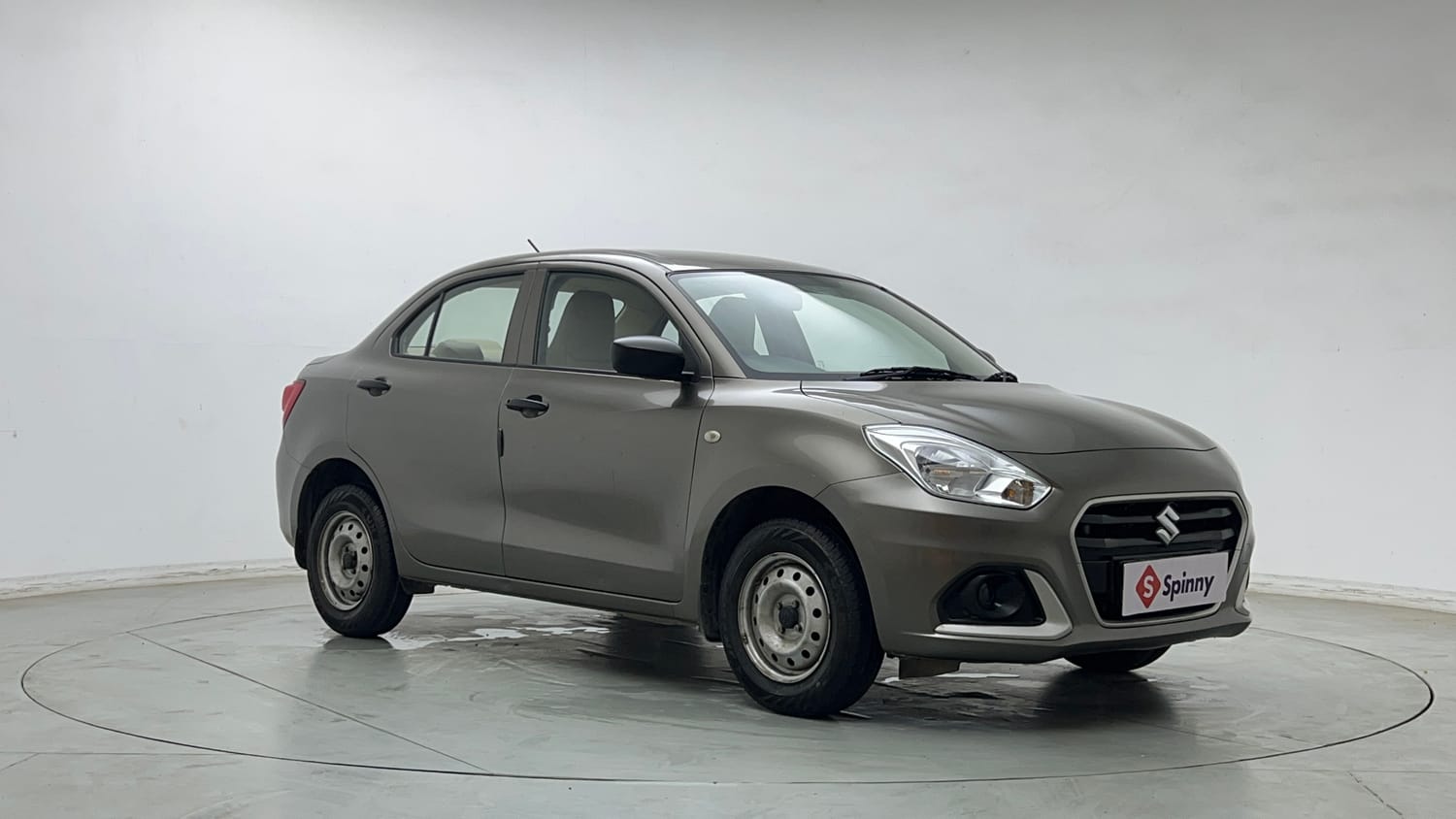 Used 2022 Maruti Suzuki Dzire LXi Petrol Manual exterior RIGHT FRONT CORNER VIEW