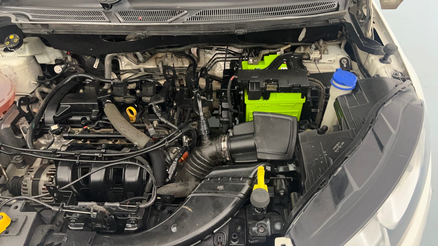 Used 2017 Ford EcoSport Titanium 1.5L Ti-VCT Petrol Manual engine ENGINE LEFT SIDE VIEW