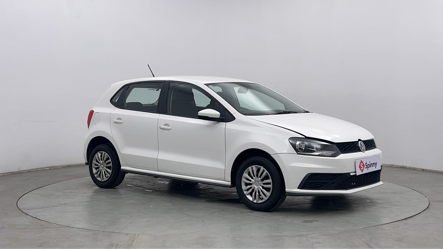Used 2022 Volkswagen Polo Trendline 1.0L MPI Petrol Manual exterior RIGHT FRONT CORNER VIEW