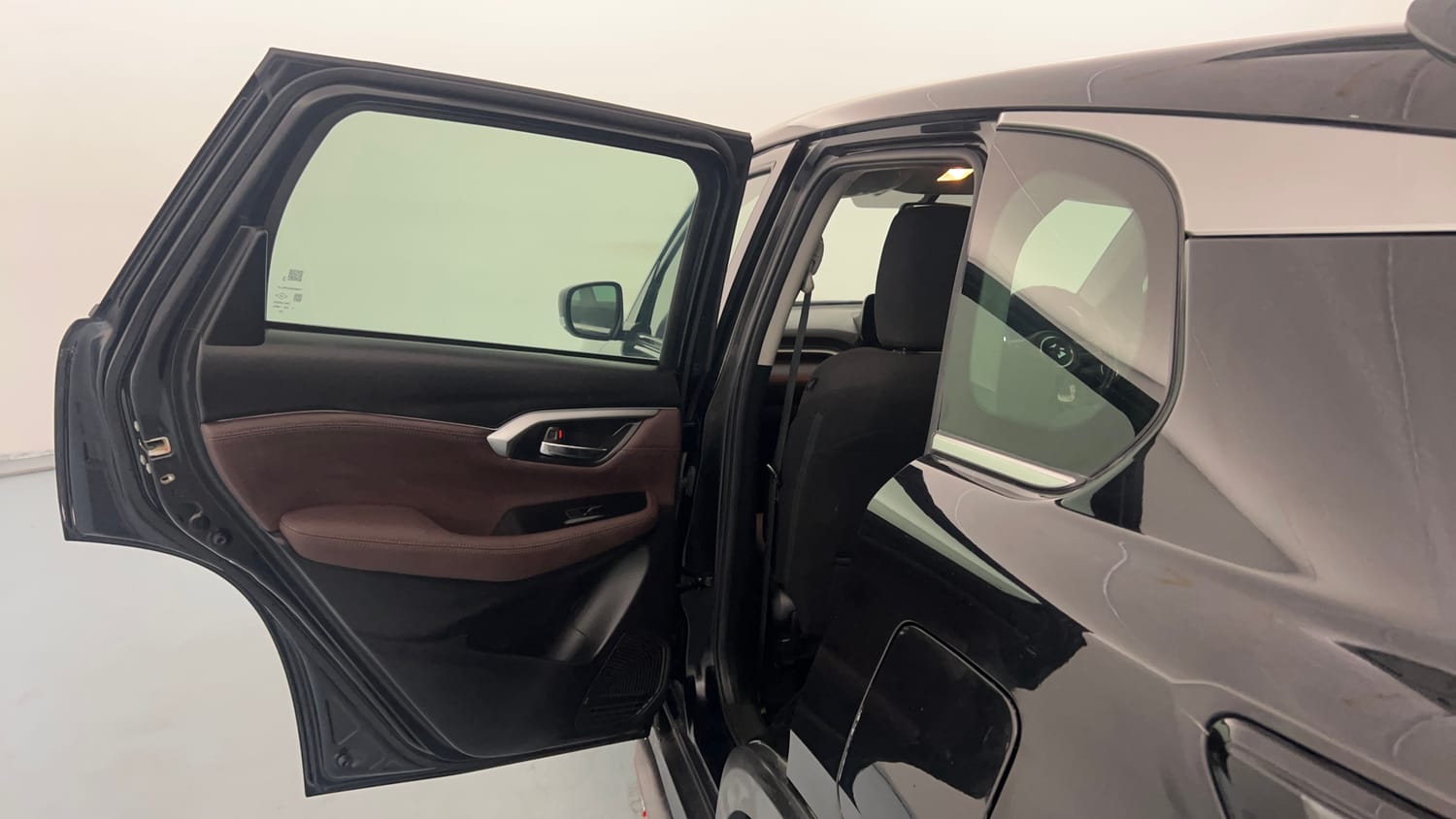 Used 2023 Maruti Suzuki Grand Vitara Zeta Smart Hybrid Petrol Manual interior LEFT REAR DOOR OPEN VIEW