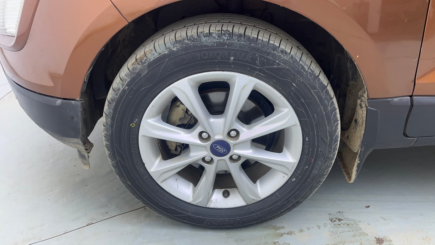 Used 2018 Ford EcoSport Titanium 1.5L Ti-VCT Petrol Manual tyres LEFT FRONT TYRE RIM VIEW