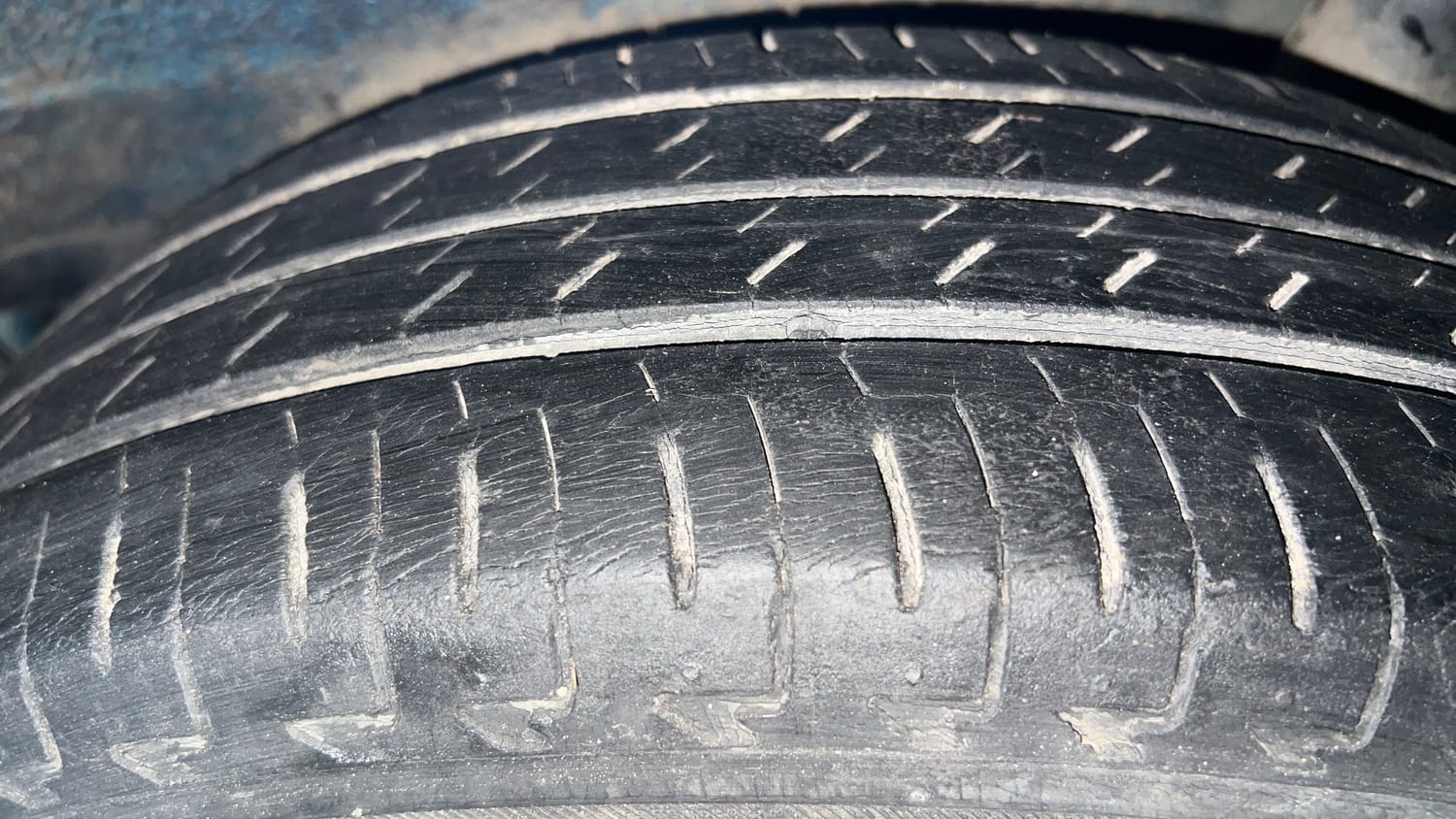 Used 2019 Maruti Suzuki Ignis Delta 1.2 MT Petrol Manual tyres LEFT REAR TYRE TREAD VIEW