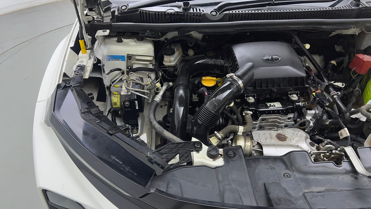 Used 2023 Tata Nexon Creative 1.2 Revotron Petrol 6MT Petrol Manual engine ENGINE RIGHT SIDE VIEW