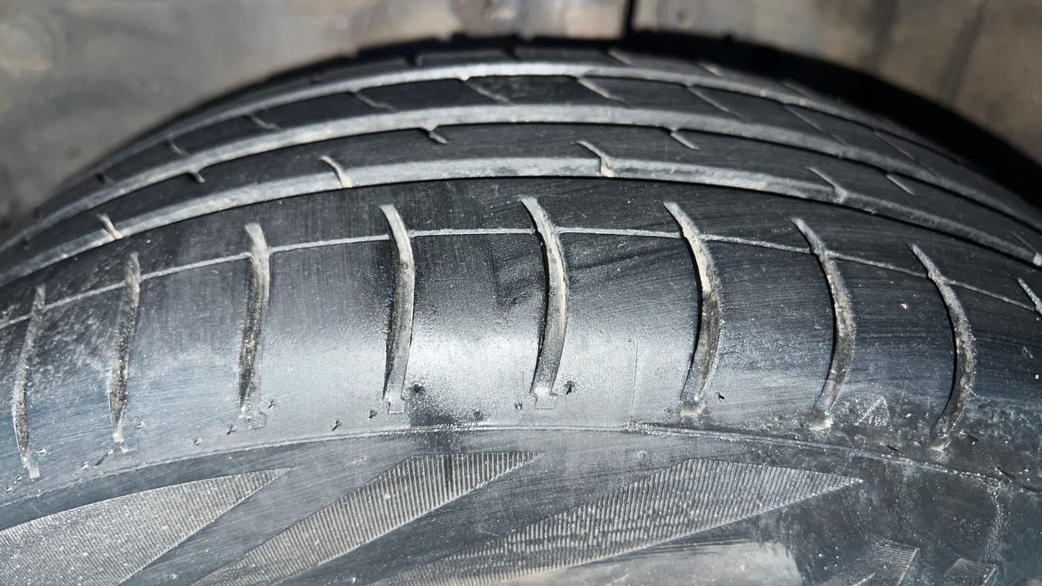 Used 2017 Honda Amaze 1.2 S i-VTEC Petrol Manual tyres LEFT FRONT TYRE TREAD VIEW