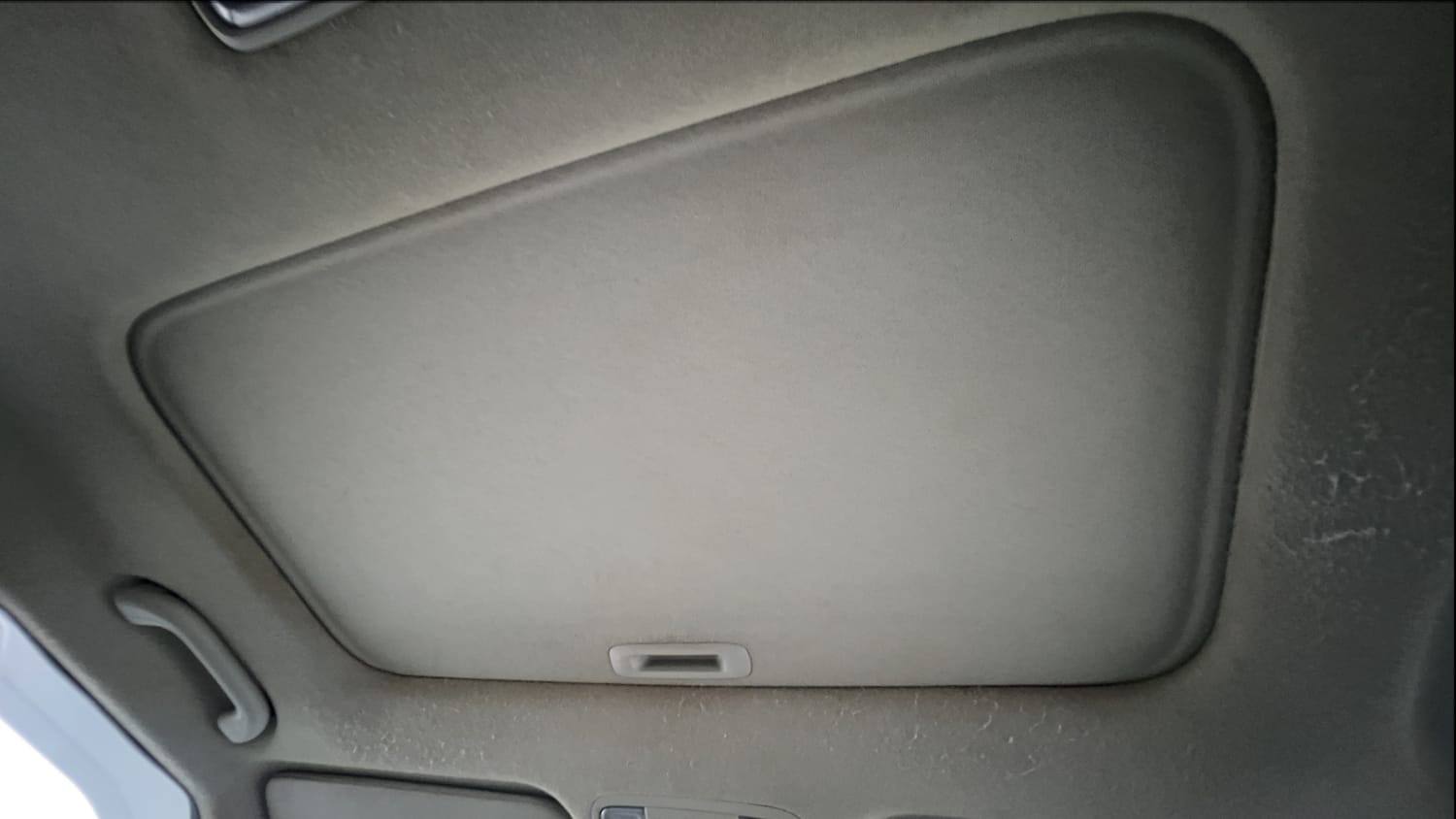 Used 2023 Kia Seltos HTX 1.5 Petrol Manual top_features Sunroof