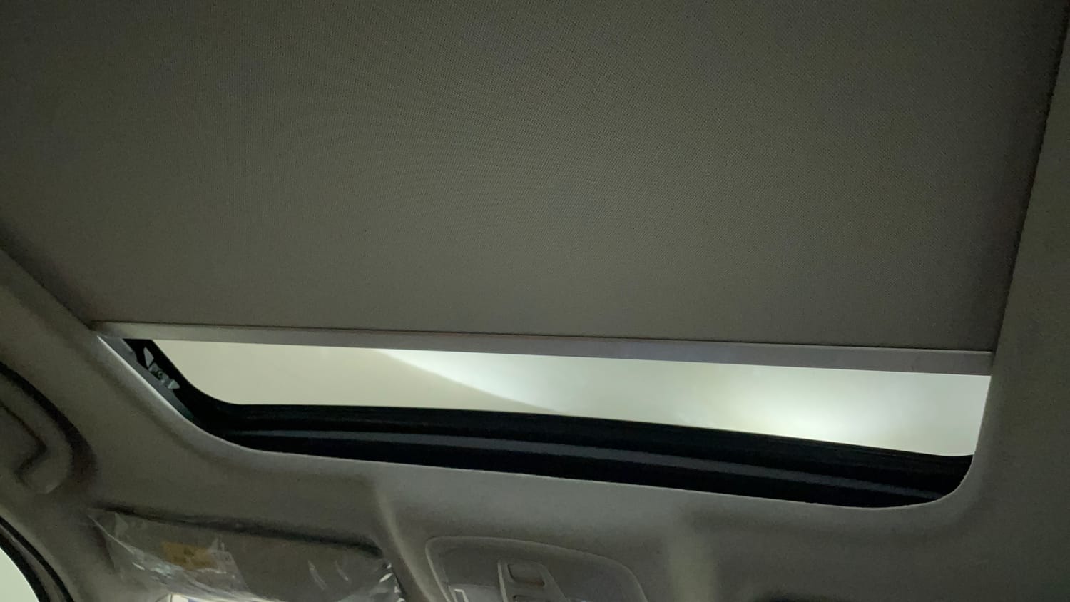 Used 2025 Toyota Urban Cruiser Hyryder G (O) AT NeoDrive Petrol Automatic top_features Sunroof