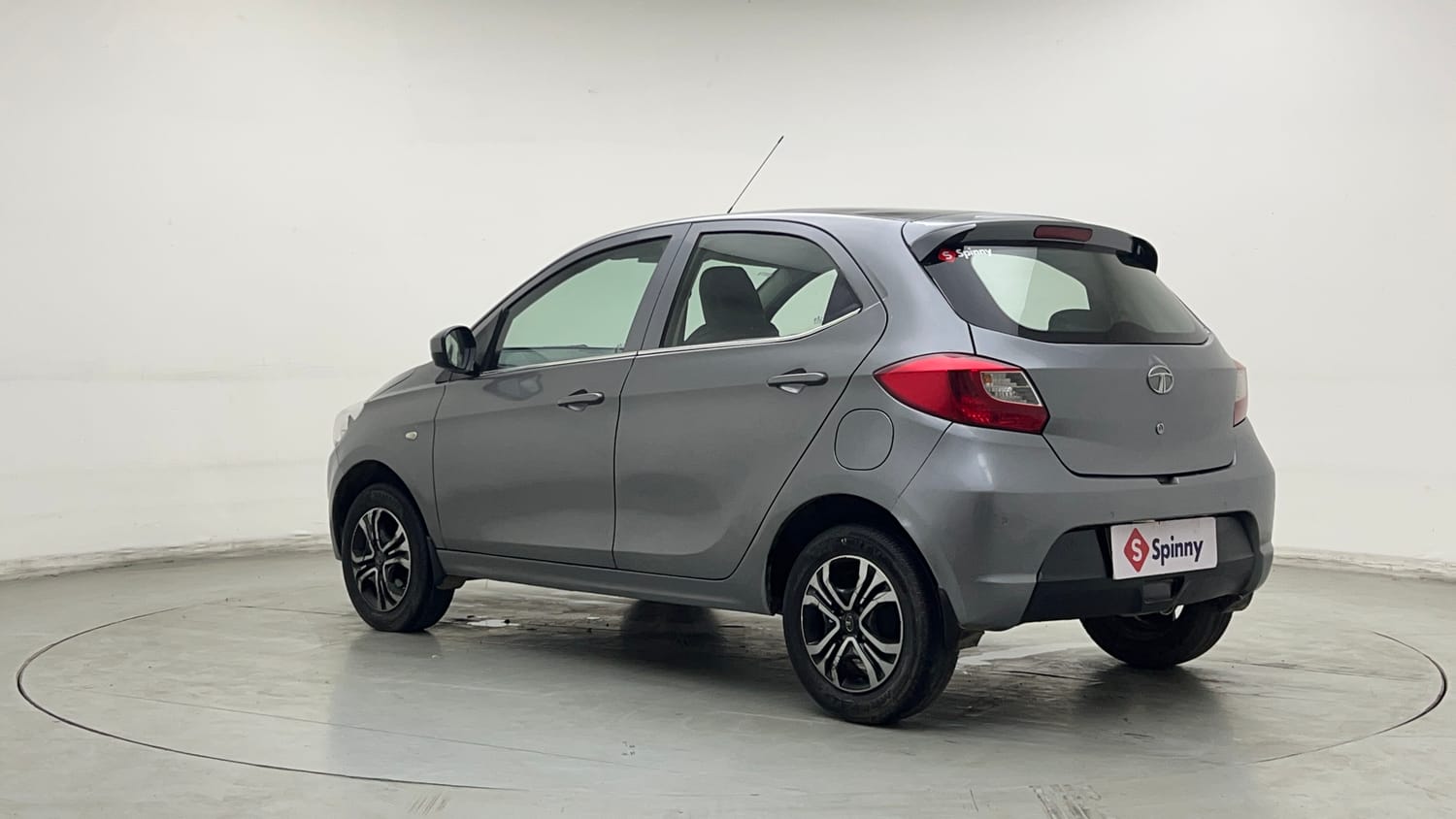 Used 2019 Tata Tiago Revotron XZA Petrol Automatic exterior LEFT REAR CORNER VIEW