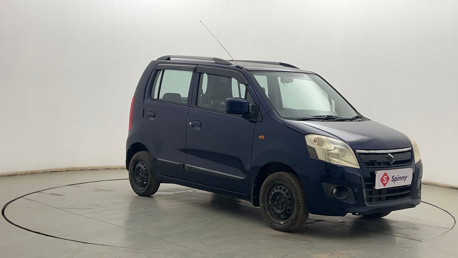 Used 2018 Maruti Suzuki Wagon R 1.0 VXI AMT Petrol Automatic exterior RIGHT FRONT CORNER VIEW