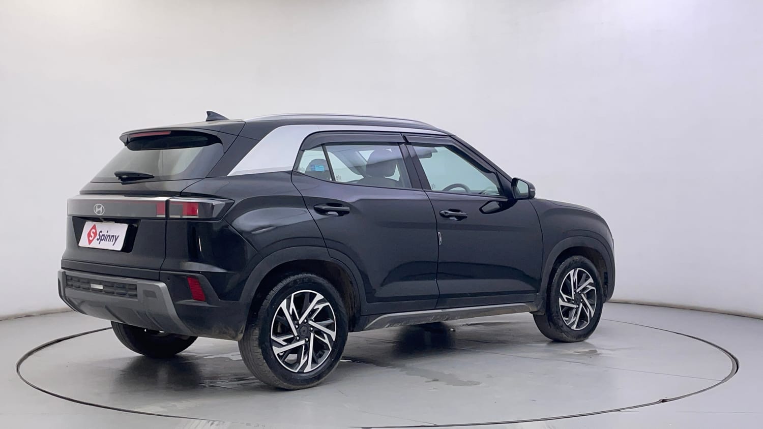 Used 2024 Hyundai Creta 1.5 MPi Petrol MT S Petrol Manual exterior RIGHT REAR CORNER VIEW
