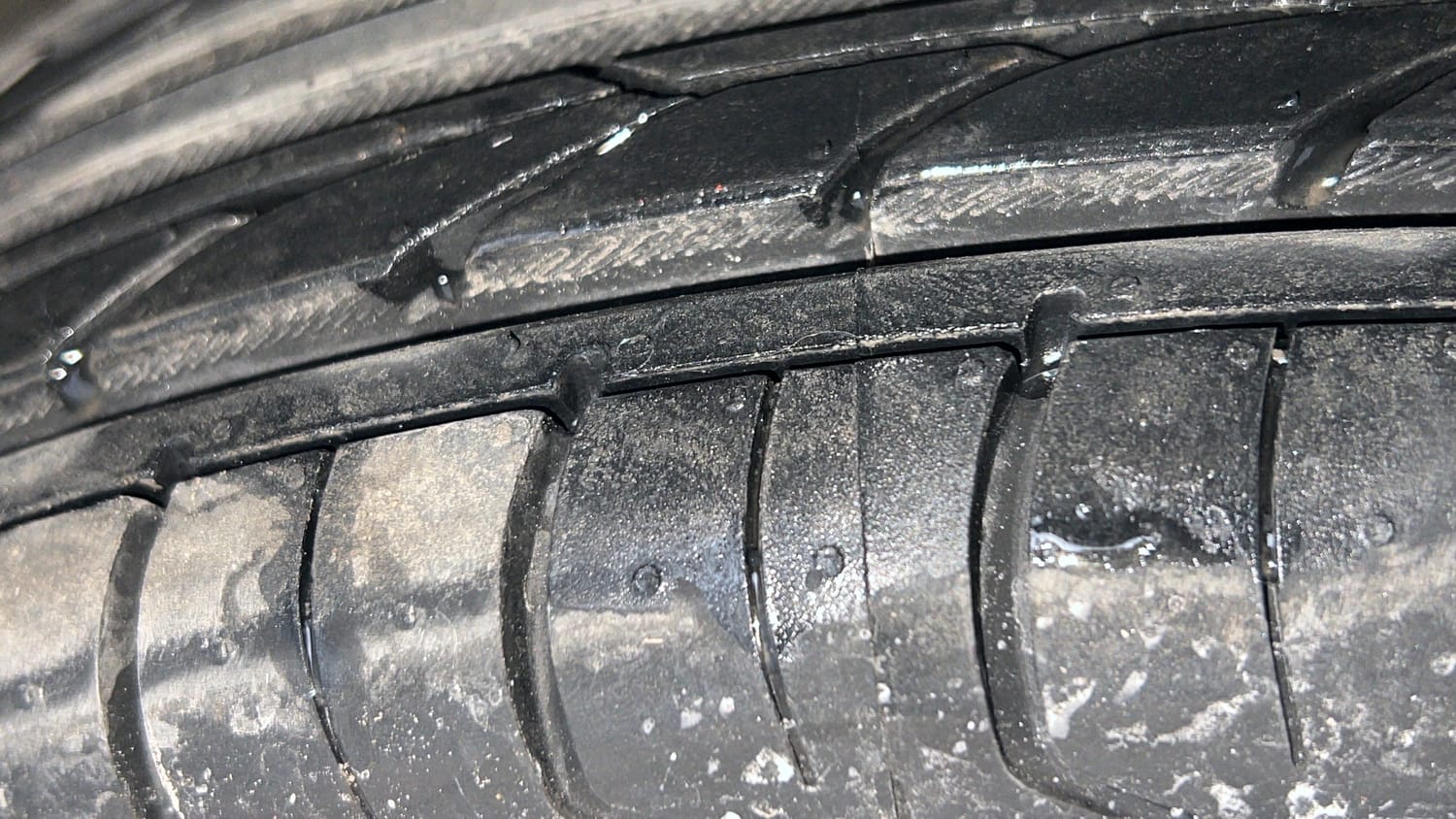 Used 2020 Renault Kwid RXT (O) 1.0 SCE Edition Petrol Manual tyres RIGHT FRONT TYRE TREAD VIEW