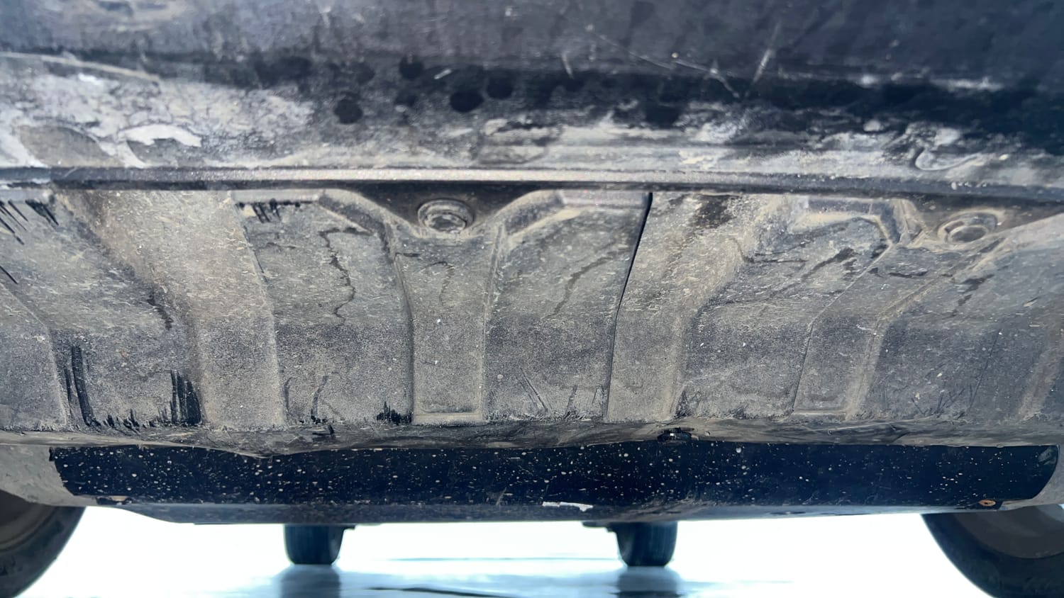 Used 2017 Honda City ZX CVT Petrol Petrol Automatic extra FRONT LEFT UNDERBODY VIEW