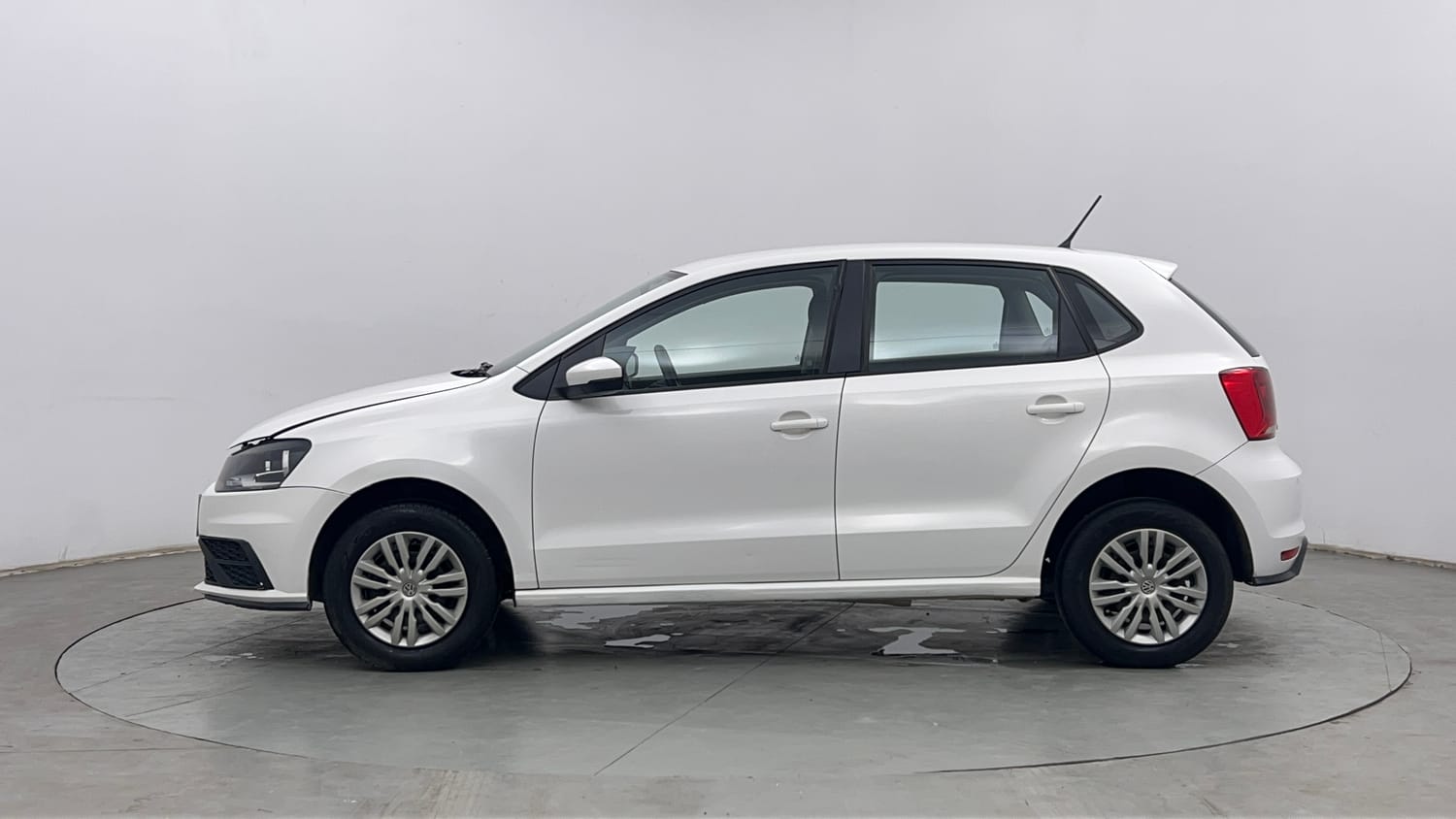 Used 2022 Volkswagen Polo Trendline 1.0L MPI Petrol Manual exterior LEFT SIDE VIEW